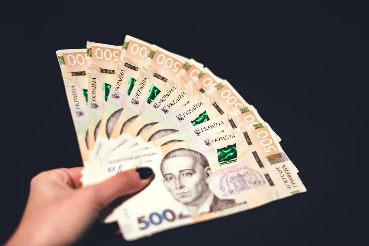 На скільки можуть затримати зарплату в Україні: що говорить закон у 2026 році